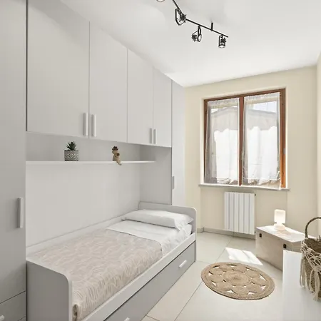 Apartament Regarda - Golden House