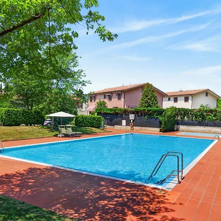 Apartament Regarda - Golden House *
